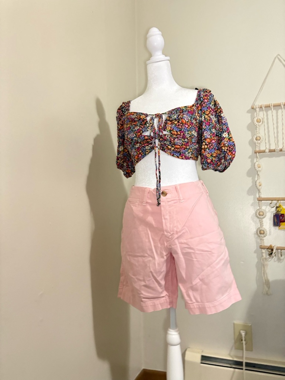 American Eagle Outfitters Light Pink Women's Shorts